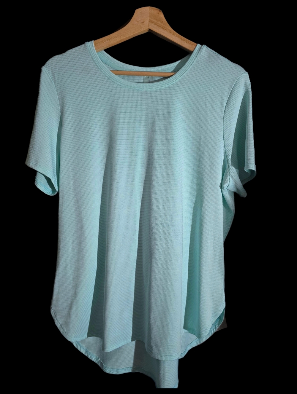 "Vively" Light-Mint Short Sleeve Women's Athletic Shirt - Lg